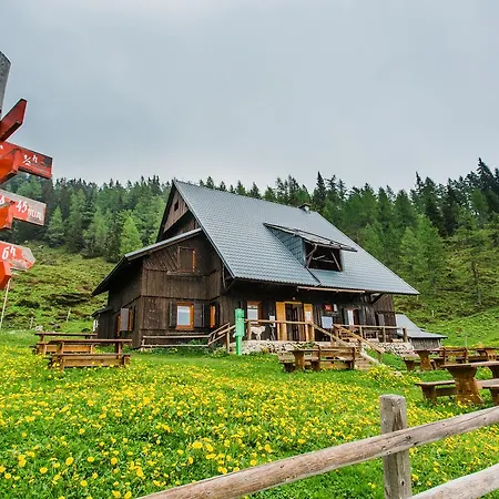Lodge Loka At Raduha