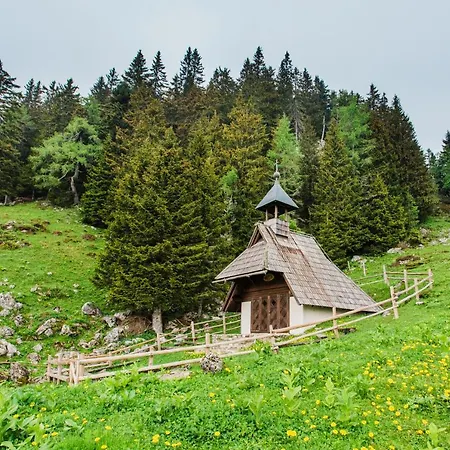 Lodge Loka At Raduha